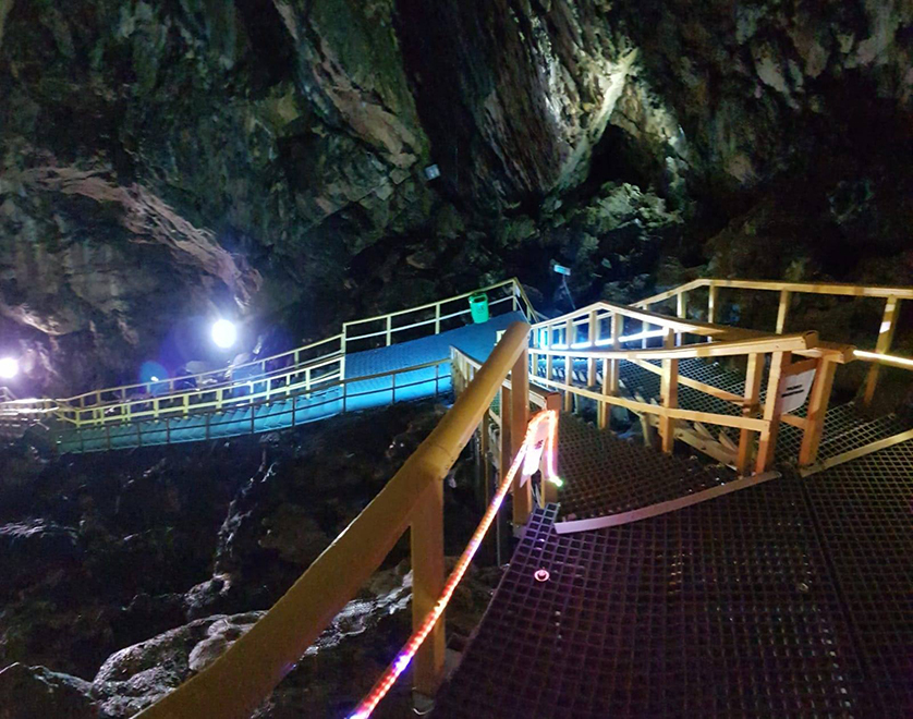  Ialomiţa’s Cave